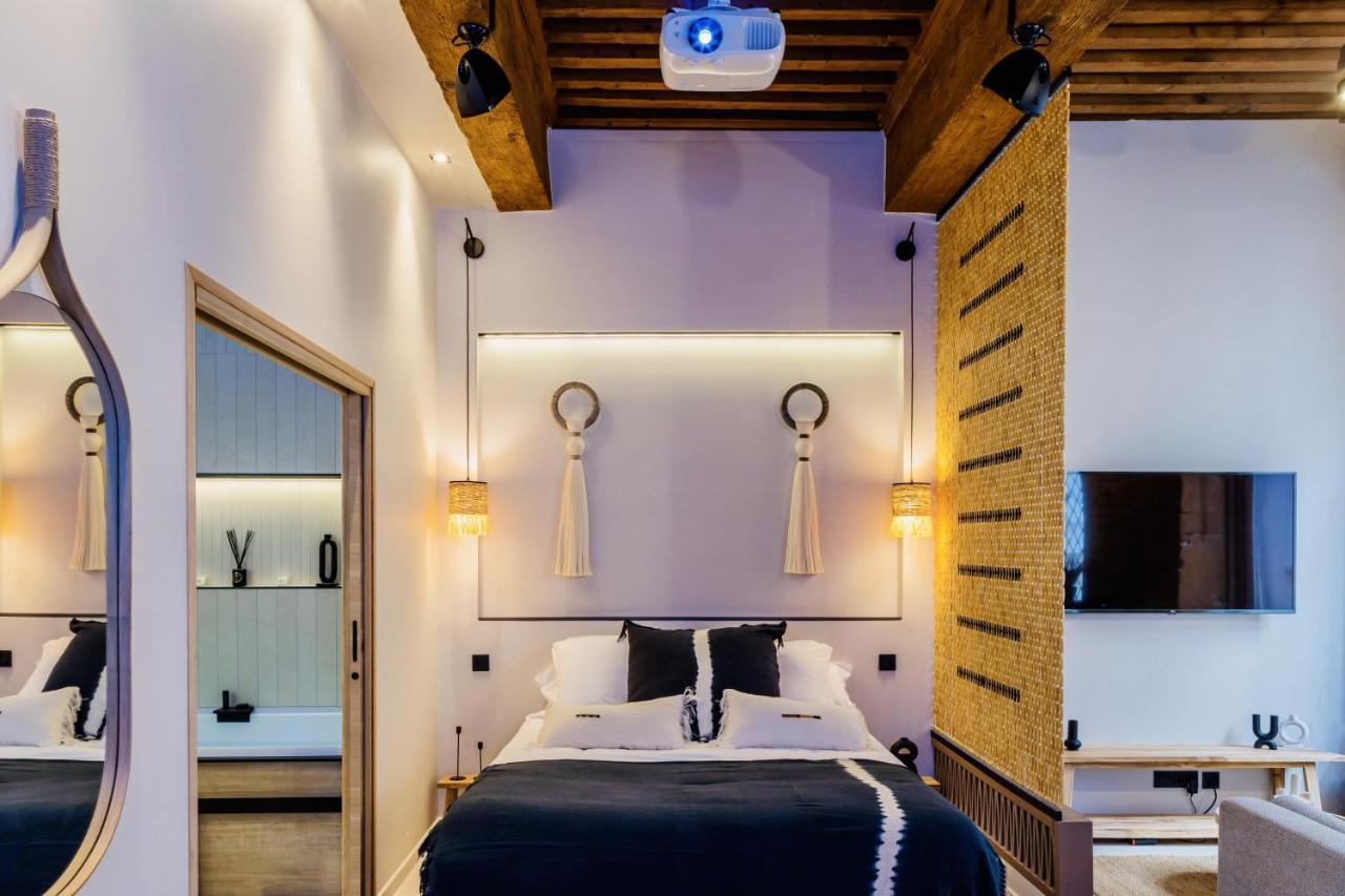 Host Inn Le Lumiere Spa & Cinema 리옹 외부 사진