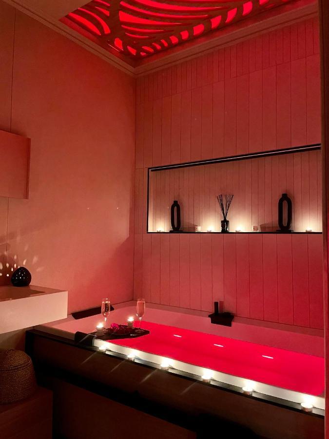 Host Inn Le Lumiere Spa & Cinema 리옹 외부 사진