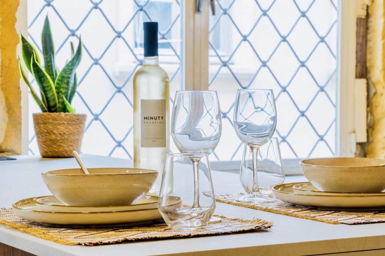 Host Inn Le Lumiere Spa & Cinema 리옹 외부 사진